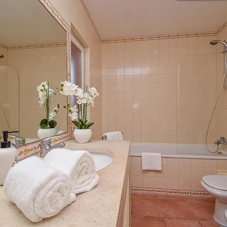 Oasis Of Aroeira Golf & House Aroeira (Setubal)